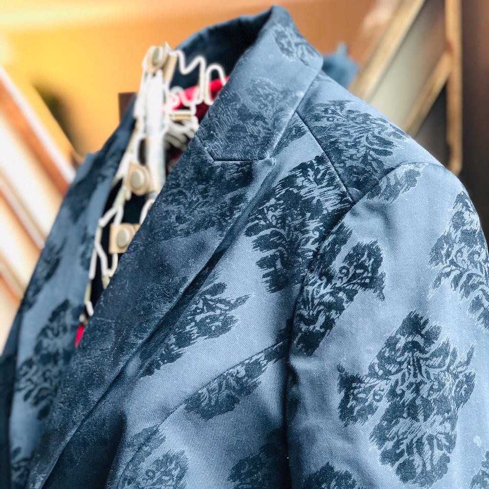 Apostrophe Luxury is a State Of Mind Black Brocade